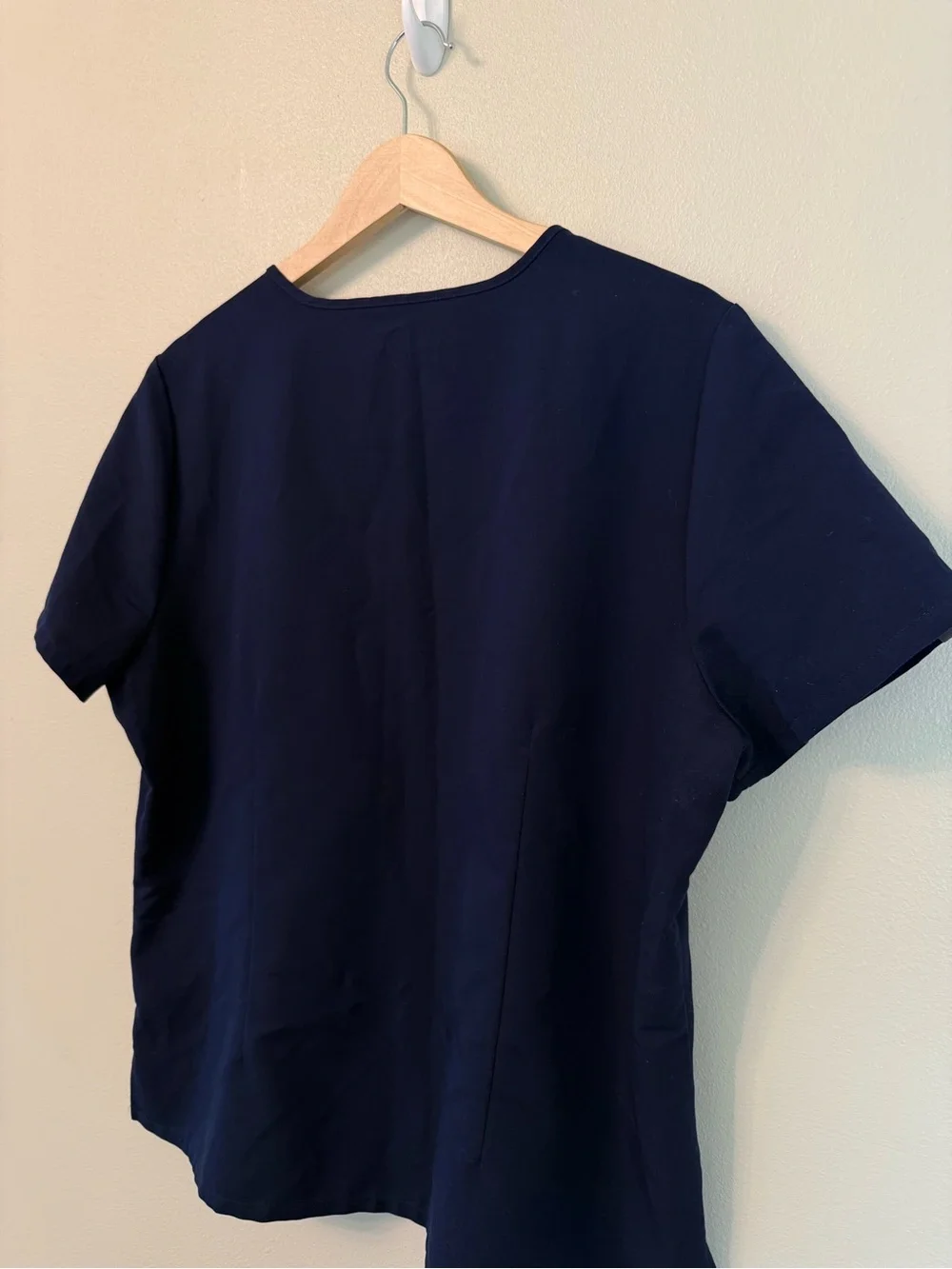 Figs Navy Blue Catarina One Pocket V-Neck Women's Scrub Top Size XL Petite - Picture 6 of 9